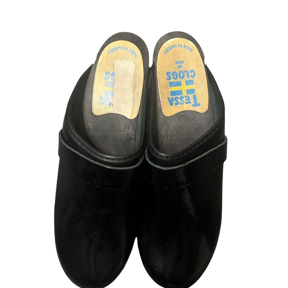 Black Women's Slip-On Clogs